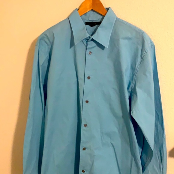 Button down - Picture 1 of 2